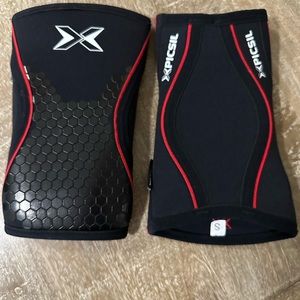 Picsil 7mm knee sleeves size S